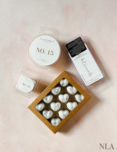 Load image into Gallery viewer, SINGLE CLAMSHELL WAX MELT